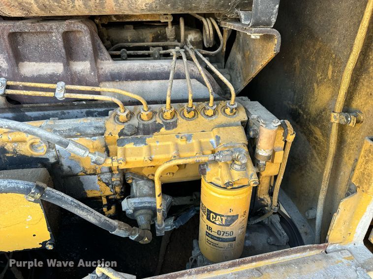 image for item DV1769 1995 Caterpillar 160H motor grader