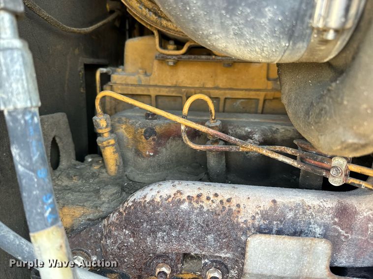 image for item DV1769 1995 Caterpillar 160H motor grader