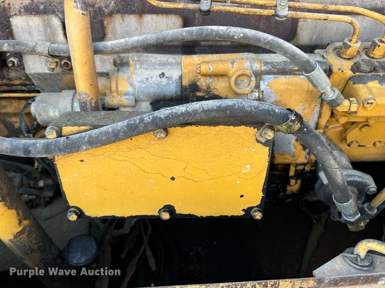 image for item DV1769 1995 Caterpillar 160H motor grader