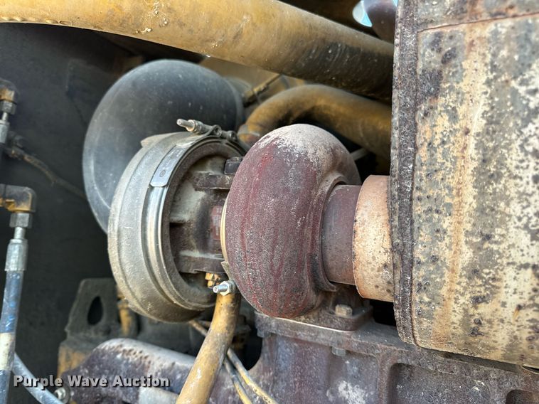 image for item DV1769 1995 Caterpillar 160H motor grader