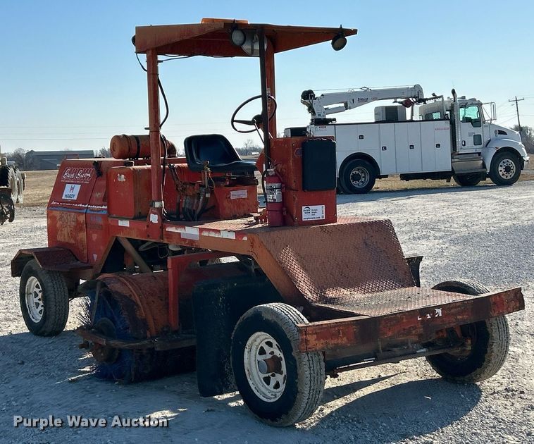 image for item DV1770 Broce Broom RC300 sweeper