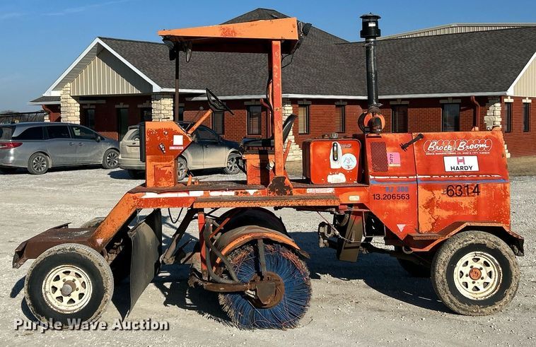 image for item DV1770 Broce Broom RC300 sweeper