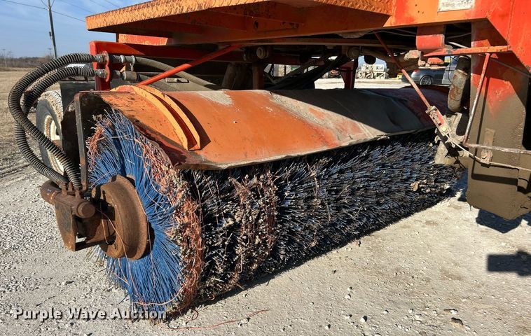 image for item DV1770 Broce Broom RC300 sweeper