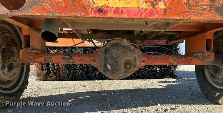 image for item DV1770 Broce Broom RC300 sweeper