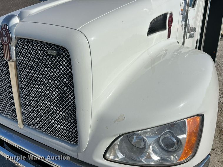 image for item DV1772 2021 Kenworth T370 utility / service truck