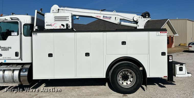 image for item DV1772 2021 Kenworth T370 utility / service truck