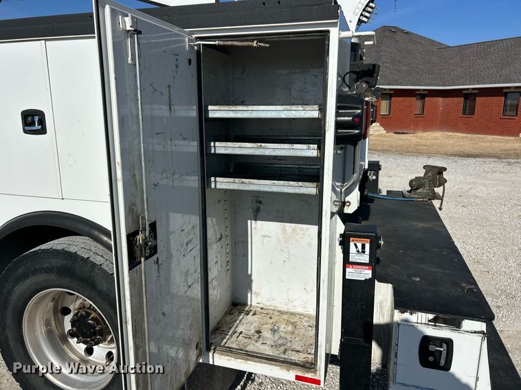 image for item DV1772 2021 Kenworth T370 utility / service truck