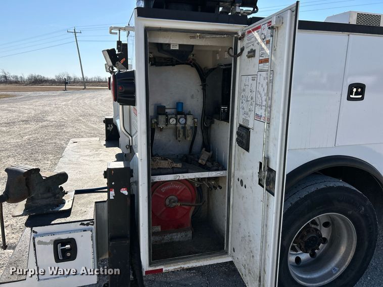 image for item DV1772 2021 Kenworth T370 utility / service truck