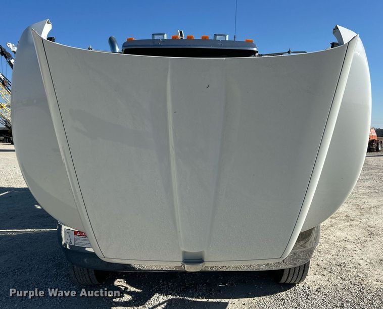 image for item DV1772 2021 Kenworth T370 utility / service truck