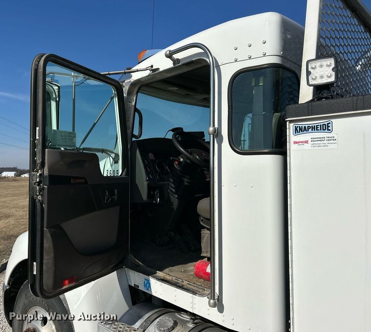 image for item DV1772 2021 Kenworth T370 utility / service truck