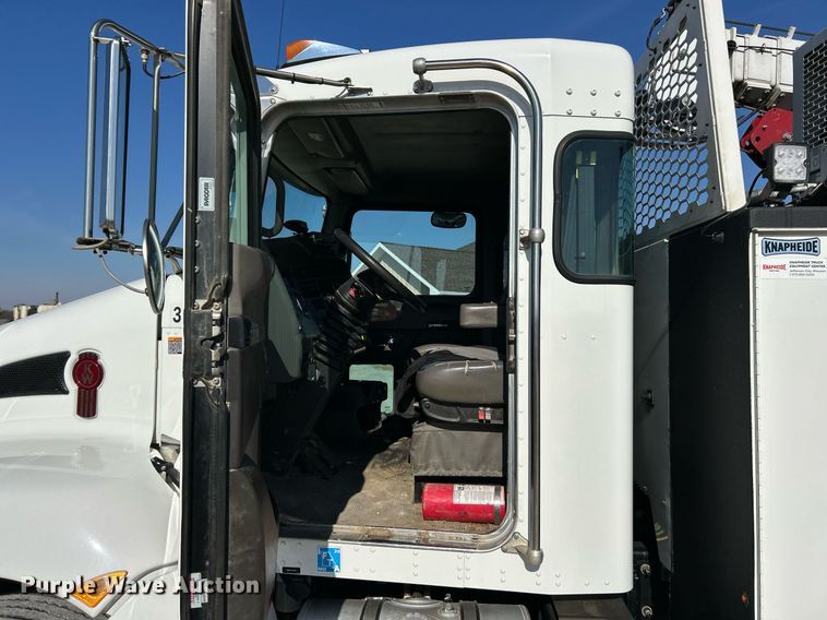 image for item DV1772 2021 Kenworth T370 utility / service truck