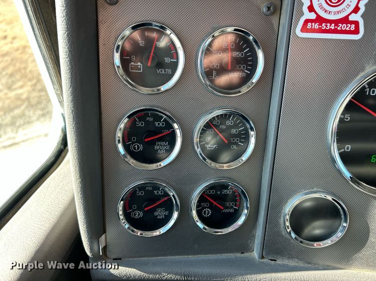 image for item DV1772 2021 Kenworth T370 utility / service truck