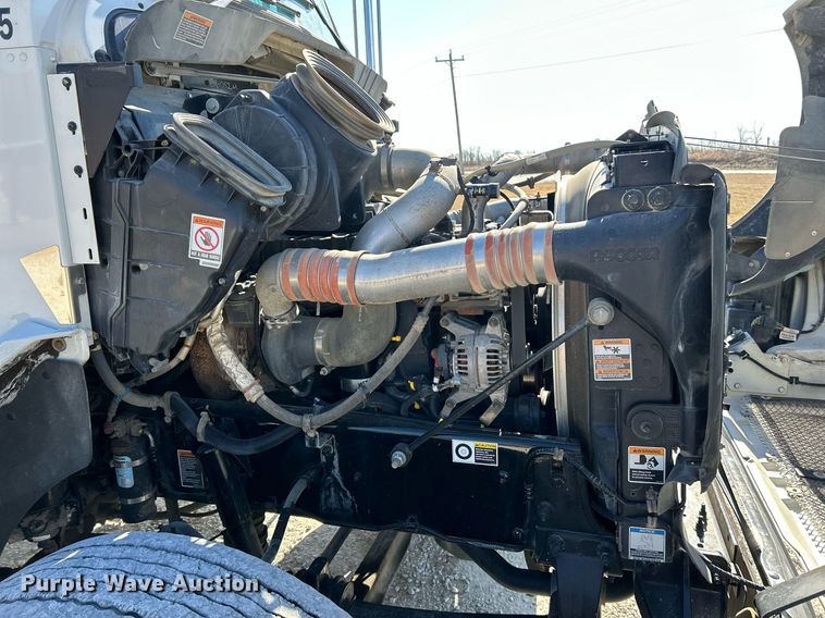 image for item DV1772 2021 Kenworth T370 utility / service truck