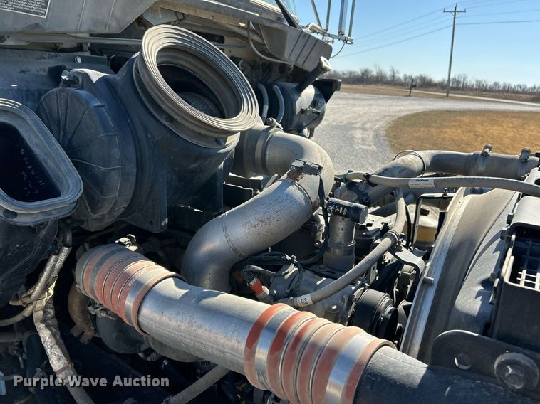 image for item DV1772 2021 Kenworth T370 utility / service truck