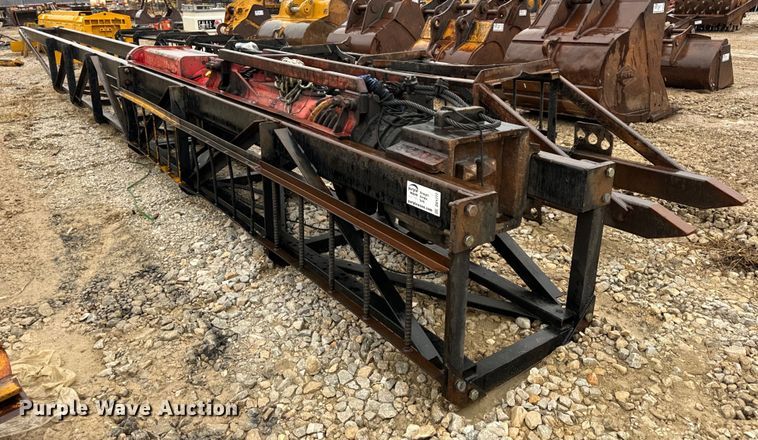 image for item DV1777 Delmac D19-42 pile driver