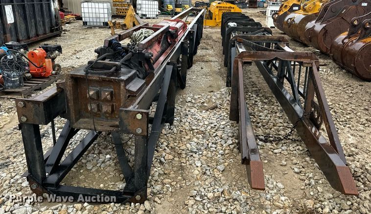 image for item DV1777 Delmac D19-42 pile driver