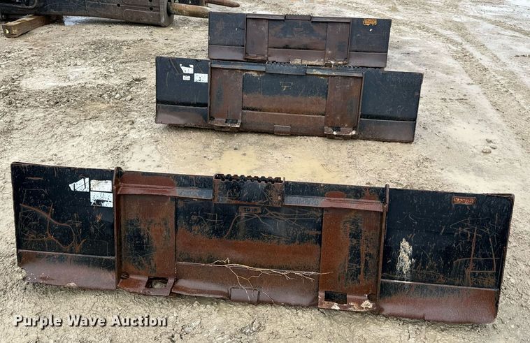 image for item DV1778 (3) Caterpillar skid steer buckets