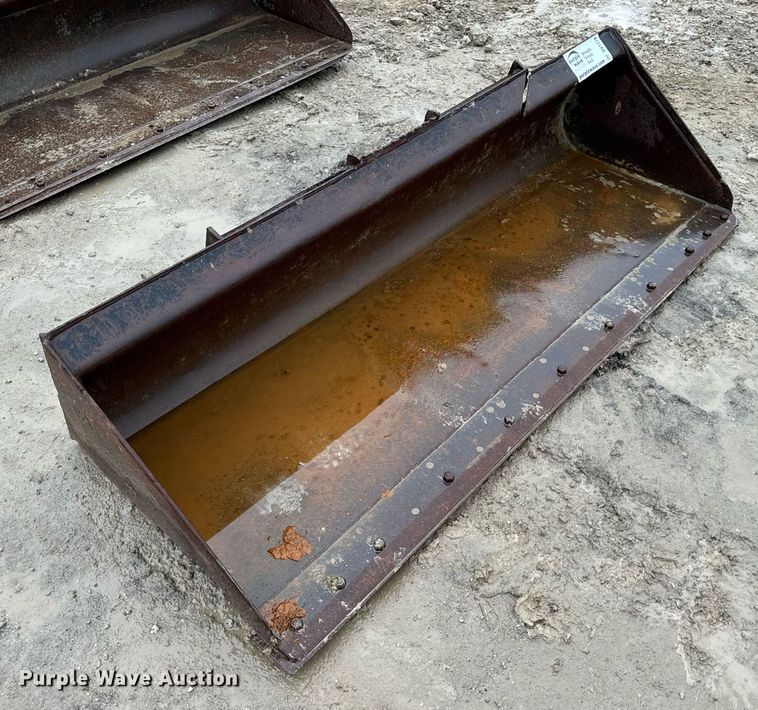 image for item DV1778 (3) Caterpillar skid steer buckets