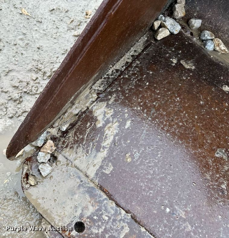 image for item DV1778 (3) Caterpillar skid steer buckets