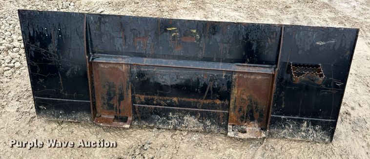 image for item DV1779 Caterpillar skid steer bucket