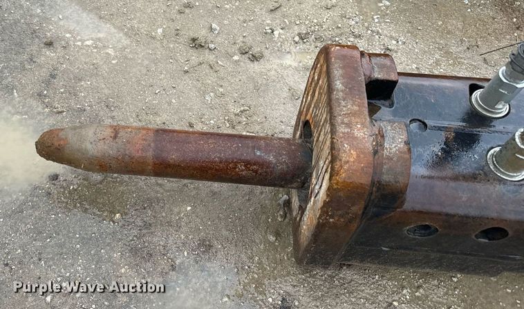 image for item DV1780 Caterpillar H115S excavator breaker