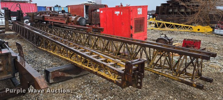 image for item DV1783 APE D12-42 piling driver 