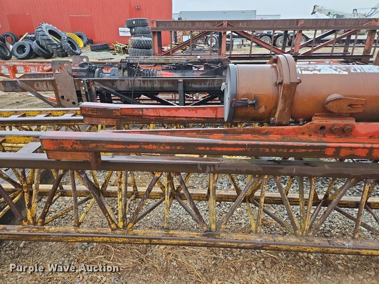 image for item DV1783 APE D12-42 piling driver 