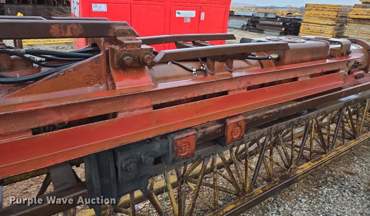 image for item DV1783 APE D12-42 piling driver 