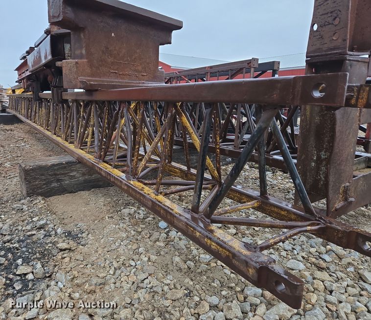 image for item DV1783 APE D12-42 piling driver 