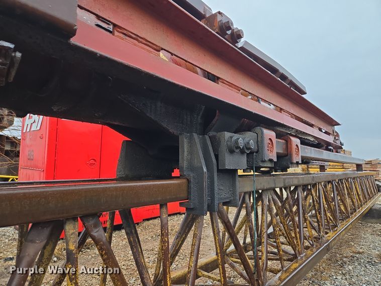 image for item DV1783 APE D12-42 piling driver 