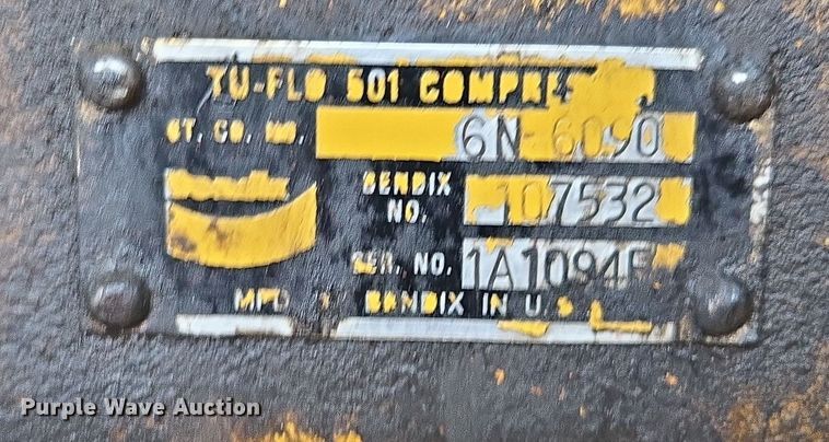 image for item DV1784 HPSI 130 vibratory driver/extractor 