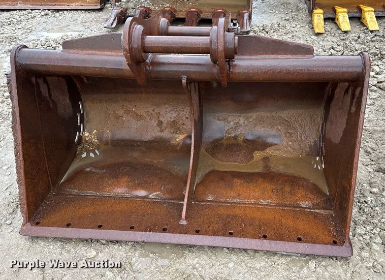 image for item DV1785 Strickland SK14060SSDCB excavator bucket