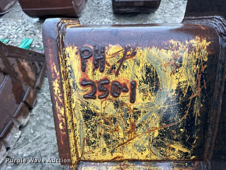 image for item DV1787 AIM excavator bucket