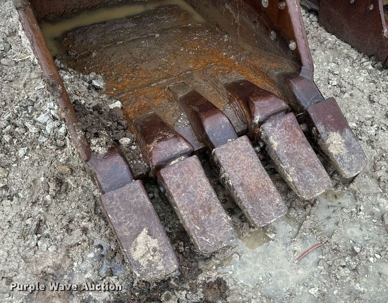 image for item DV1788 Badger Attachments JD330 excavator bucket