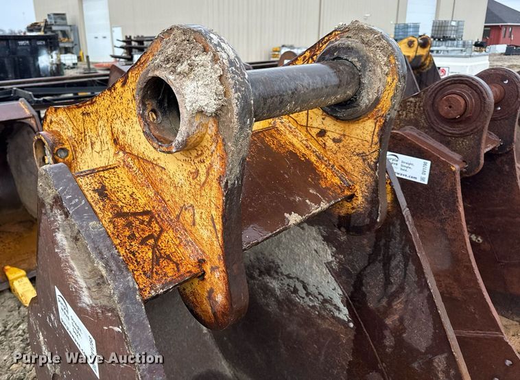 image for item DV1788 Badger Attachments JD330 excavator bucket