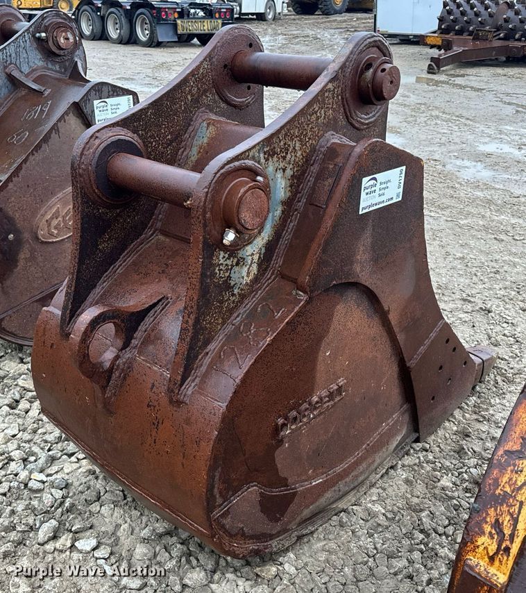 image for item DV1790 Doggett 94833-01 excavator bucket