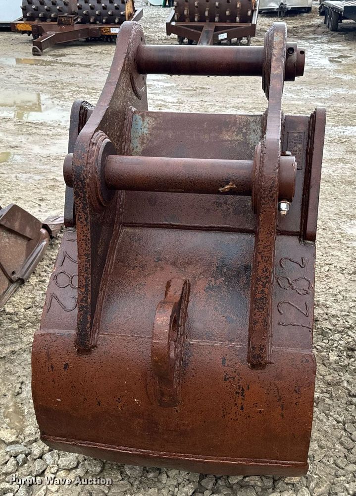 image for item DV1790 Doggett 94833-01 excavator bucket