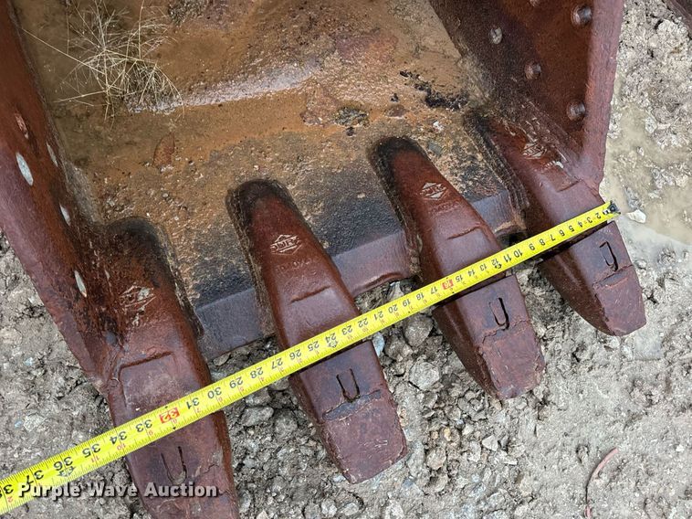 image for item DV1790 Doggett 94833-01 excavator bucket