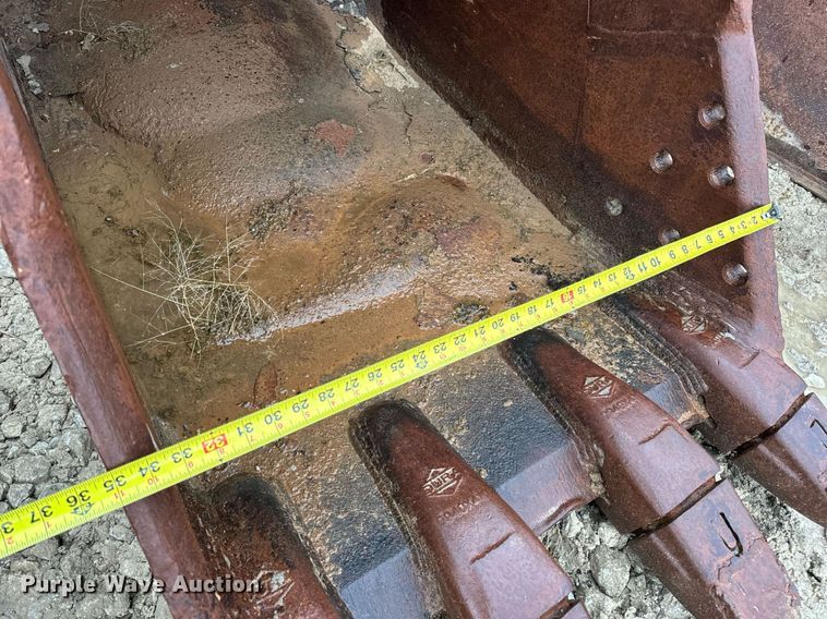 image for item DV1790 Doggett 94833-01 excavator bucket