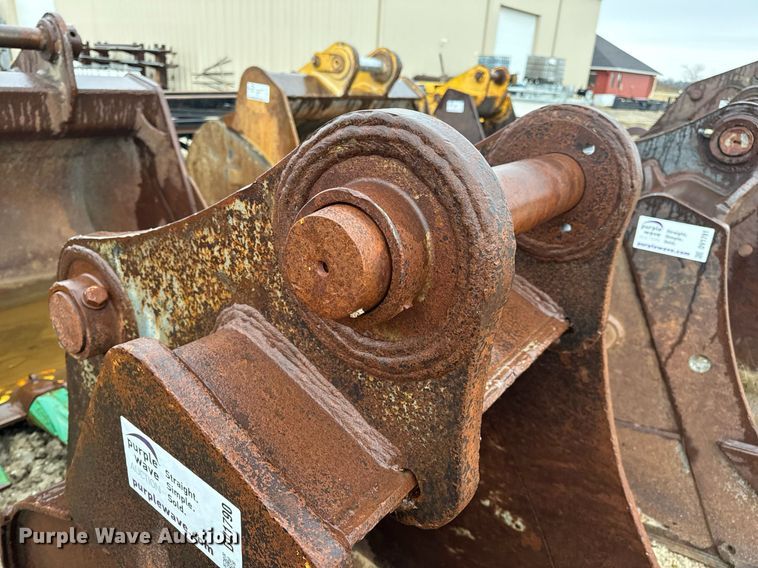 image for item DV1790 Doggett 94833-01 excavator bucket