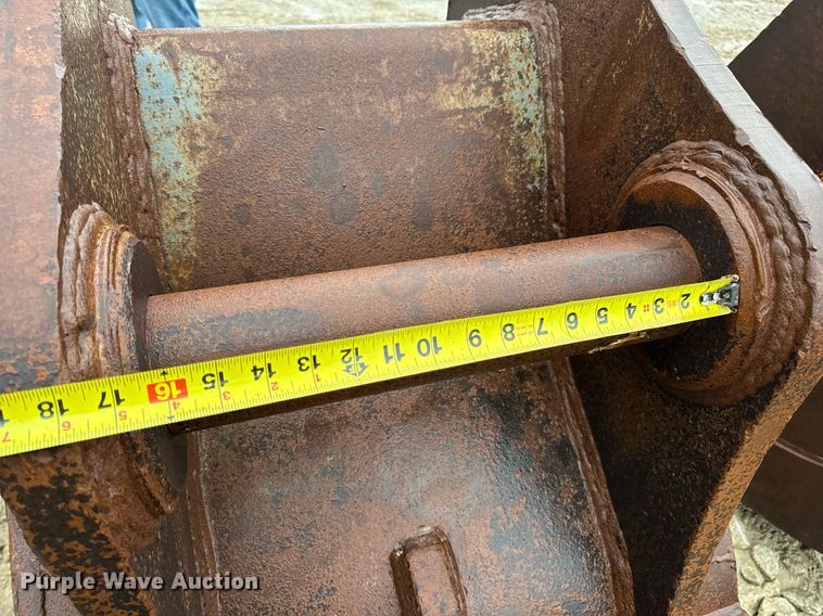 image for item DV1790 Doggett 94833-01 excavator bucket