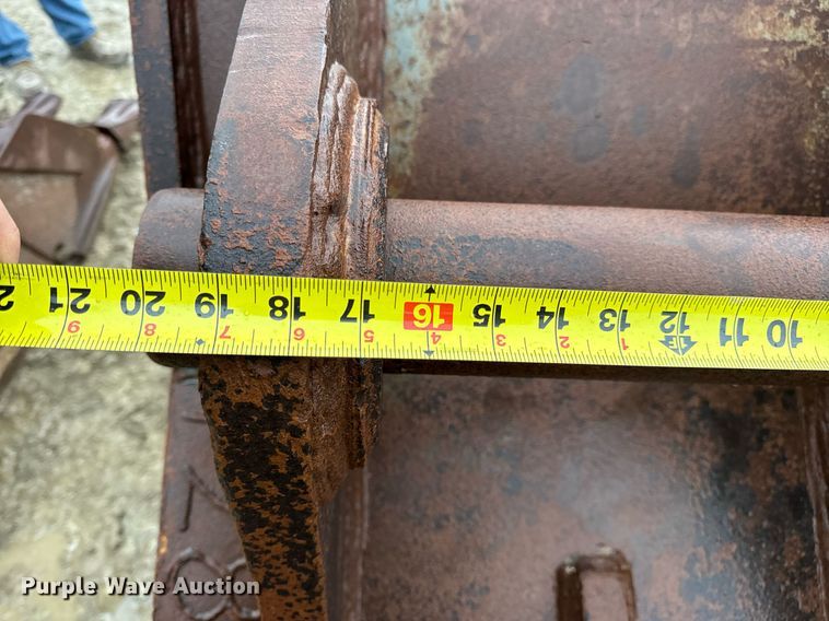 image for item DV1790 Doggett 94833-01 excavator bucket