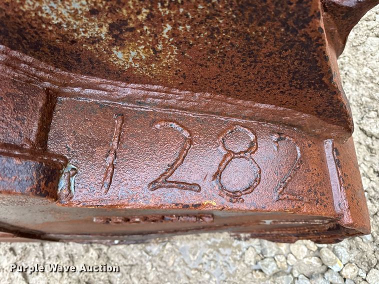 image for item DV1790 Doggett 94833-01 excavator bucket