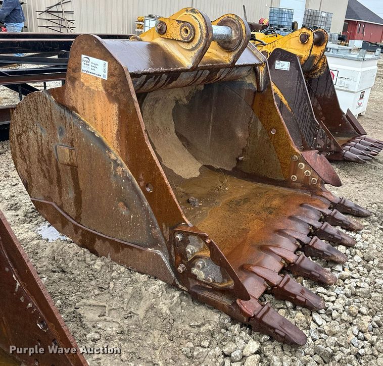 image for item DV1792 Caterpillar excavator bucket