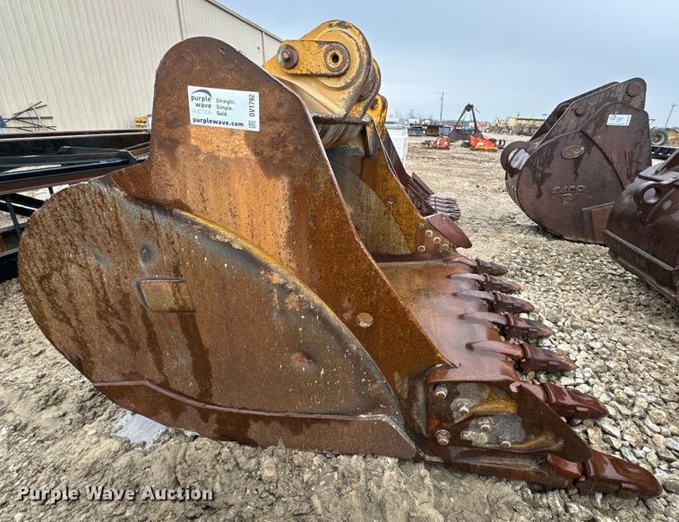 image for item DV1792 Caterpillar excavator bucket