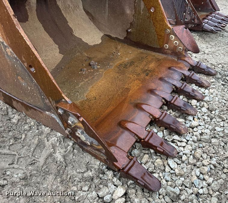 image for item DV1792 Caterpillar excavator bucket