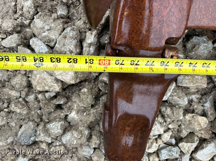 image for item DV1792 Caterpillar excavator bucket