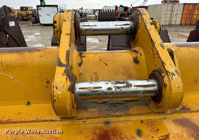 image for item DV1792 Caterpillar excavator bucket
