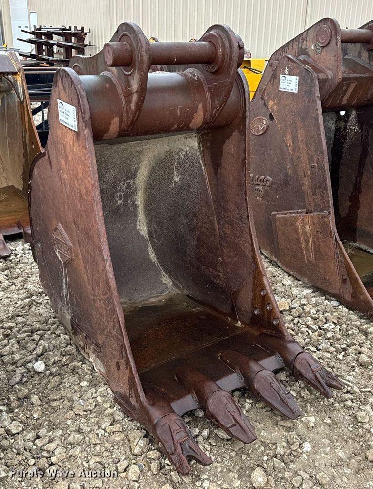 image for item DV1793 Hensley excavator bucket