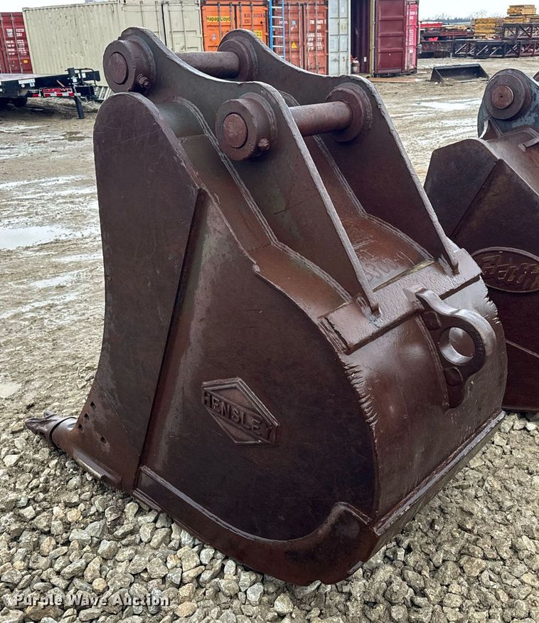image for item DV1793 Hensley excavator bucket